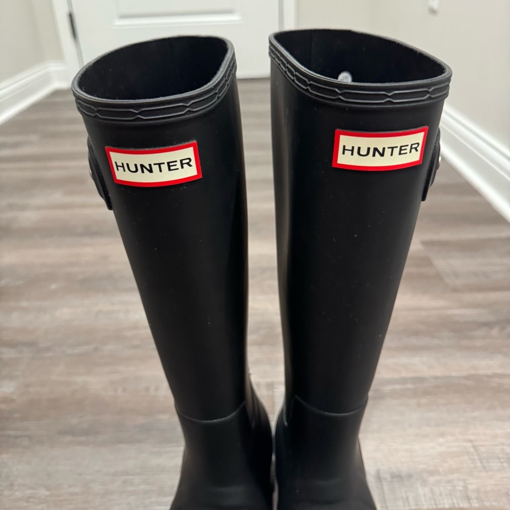 Hunter X Club Bum Boot Original Tall Black Rose Floral Logo Back Rain Boots - Picture 6 of 12